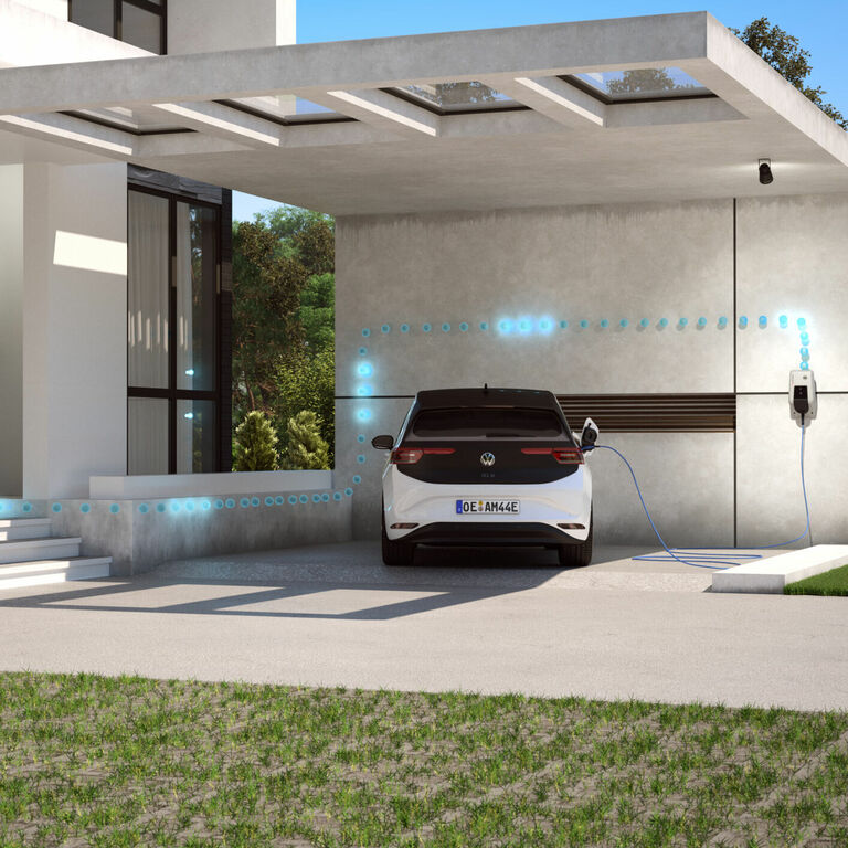 FAQ: Steckdose, Wallbox, Solarenergie: Das E Auto zu Hause laden - das ist  erlaubt